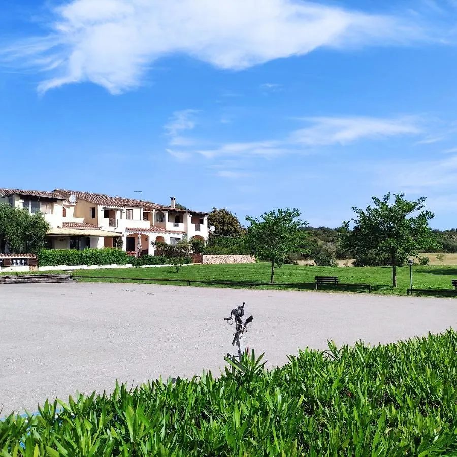 Porto San Paolo, Sole E Mare, In Centro. Apartment Porto San Paolo